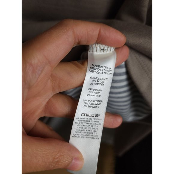 Weekends By chico's half snap buttons sweatshirt 2 - Picture 7 of 9